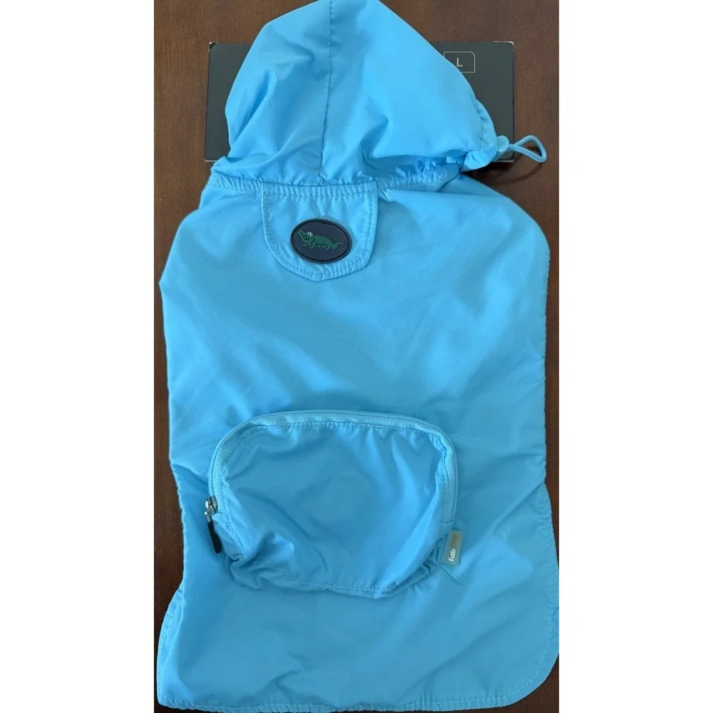 Fabdog lt. blue Packable Nylon hooded Leash hole Waterproof Raincoat Size Medium